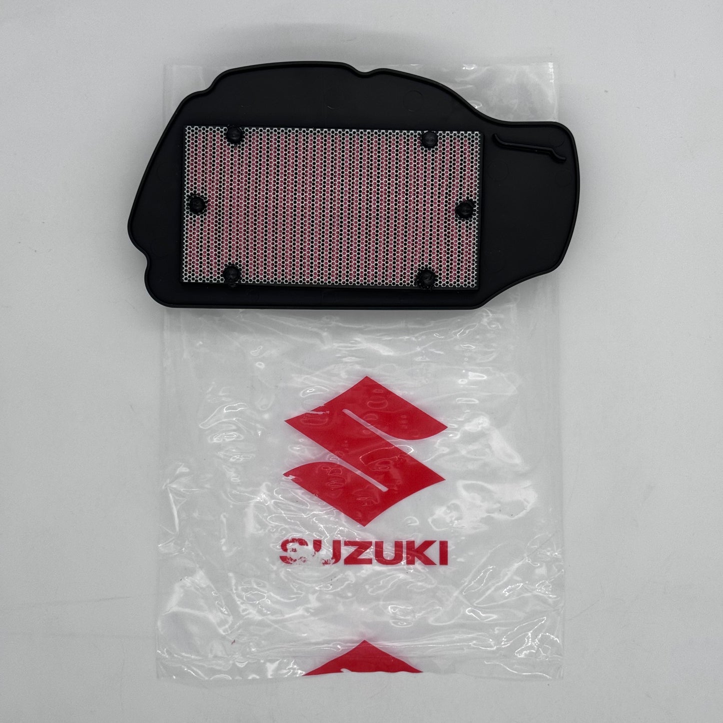Suzuki air filter packaging on a white background